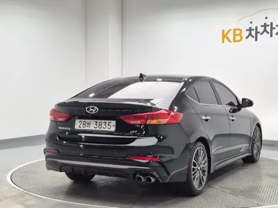 Hyundai Avante 2018, 109000 км, за 9500000 KRW - фото 3
