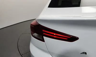 Hyundai Avante 2019, 57479 км, за 12700000 KRW - фото 23
