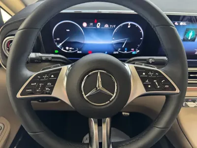 Mercedes-Benz V-Class 2025, 28 км, за 172500000 KRW - фото 17