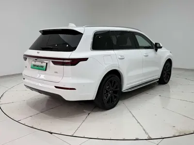 Li Auto Li ONE 2022, 68000 км, за 126800 CNY - фото 8