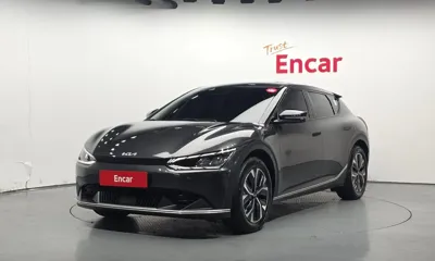 Kia EV6 · 2023 год