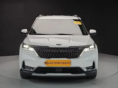 Kia Canival · 2021 год