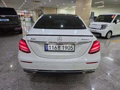Mercedes-Benz E-Class 2017, 98909 км, за 21500000 KRW - фото 4