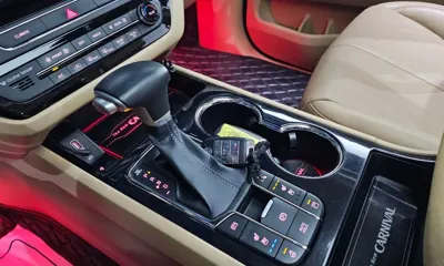 Kia Canival 2019, 135360 км, за 15950000 KRW - фото 9
