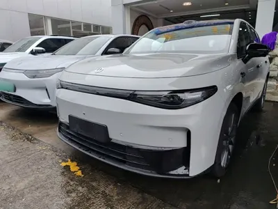 Leapmotor Leapmotor C10 · 2025 год
