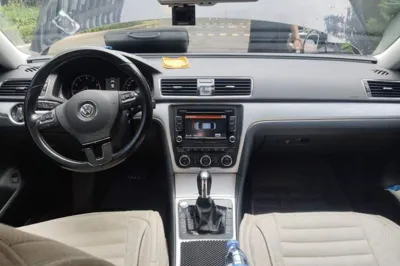 Volkswagen Passat 2014, 40400 км, за 54084.64 CNY - фото 6