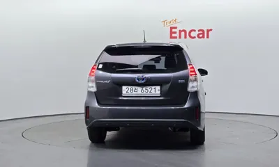 Toyota Prius 2017, 106434 км, за 14990000 KRW
