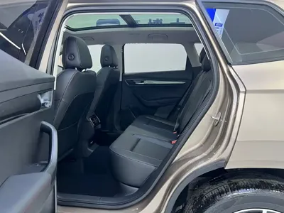 Skoda Karoq 2023, 700 км, за 163800 CNY - фото 13