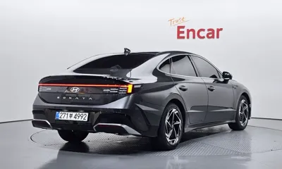 Hyundai Sonata 2025, 9759 км, за 32300000 KRW
