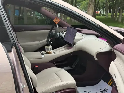 Xiaomi 小米YU7 2025, 10000 км, за 268800 CNY - фото 7
