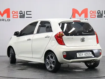 Kia Morning 2013, 71535 км, за 4800000 KRW