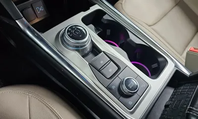 Ford Explorer 2021, 82969 км, за 21900000 KRW - фото 9