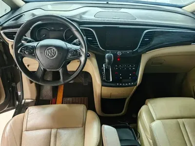 Buick GL8 2019, 102000 км, за 126000 CNY