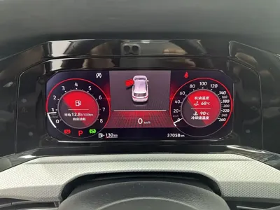 Volkswagen Golf 2022, 37000 км, за 98800 CNY - фото 11