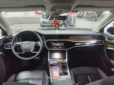Audi A6 (Import) 2021, 45000 км, за 232000 CNY