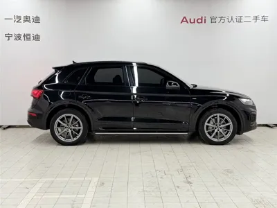 Audi Q5L 2023, 55500 км, за 203000 CNY