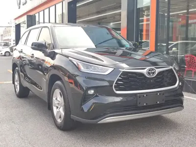 Toyota Highlander 2025, 3000 км, за 189800 CNY