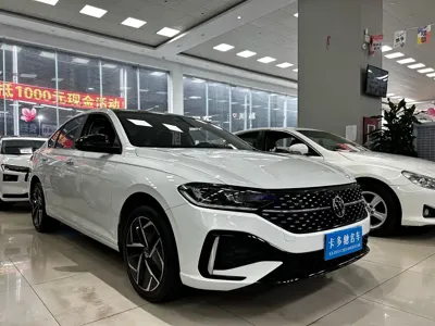 Volkswagen Lavida 2024, 22000 км, за 77000 CNY