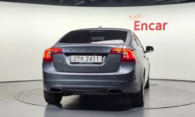 Volvo S60 2018, 132621 км, за 7900000 KRW
