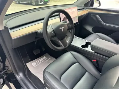 Tesla Model Y 2022, 75300 км, за 145800 CNY - фото 8