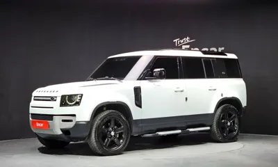 Land Rover Defender · 2023 год