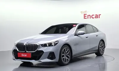 BMW 5-Series · 2024 год