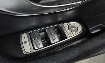 Mercedes-Benz E-Class 2020, 95839 км, за 31500000 KRW - фото 35