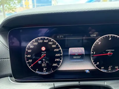 Mercedes-Benz E-Class 2018, 180000 км, за 20500000 KRW - фото 5