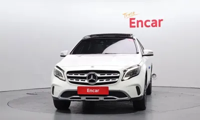 Mercedes-Benz GLA-Class 2018, 87525 км, за 17500000 KRW