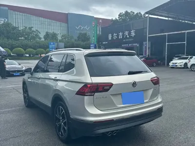 Volkswagen Tiguan L 2019, 160000 км, за 63600 CNY - фото 7