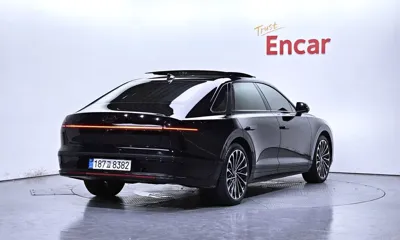 Hyundai Grandeur 2026, 18102 км, за 47000000 KRW