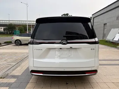 GAC Motor 传祺E8 PHEV 2025, 50000 км, за 139800 CNY - фото 14