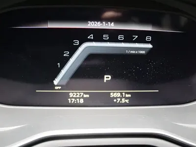 Audi S4 2026, 9200 км, за 370000 CNY - фото 8