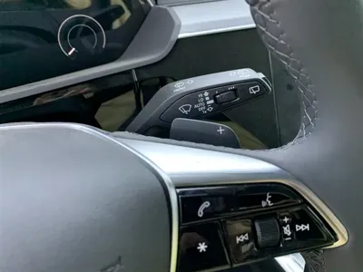 Audi e-tron 2026, 100 км, за 199800 CNY - фото 21