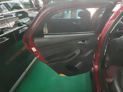 Ford Focus 2017, 73500 км, за 36926.57 CNY - фото 29