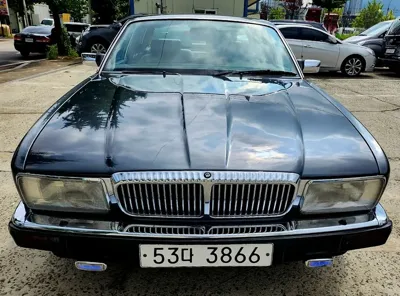 Jaguar Daimler · 1990 год