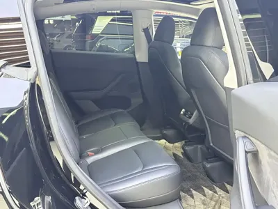 Tesla Model Y 2022, 61000 км, за 158800 CNY - фото 6