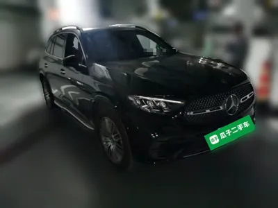 Mercedes-Benz GLC 2023, 21500 км, за 315466.56 CNY