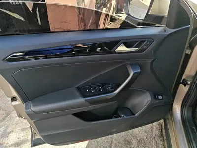 Volkswagen T-Roc 2020, 112400 км, за 56000 CNY - фото 7