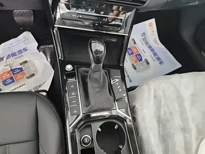 Volkswagen 帕萨特插电混动 2026, 100 км, за 136400 CNY - фото 14