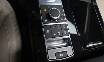 Land Rover Discovery 2018, 384898 км, за 12990000 KRW - фото 19