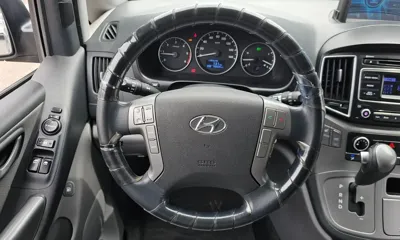 Hyundai Starex 2018, 158549 км, за 12000000 KRW - фото 13