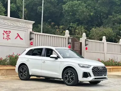 Audi Q5L 2021, 70000 км, за 143800 CNY
