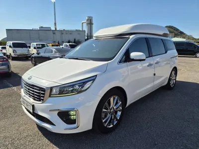 Kia Canival · 2019 год