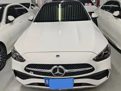 Mercedes-Benz C-Class 2023, 40000 км, за 141900 CNY