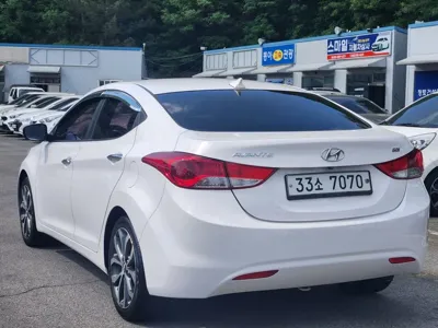 Hyundai Avante 2013, 127000 км, за 5700000 KRW - фото 5