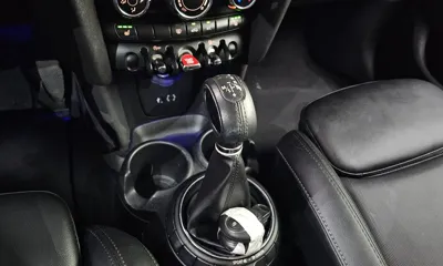 MINI Cooper 2015, 88815 км, за 6800000 KRW - фото 9