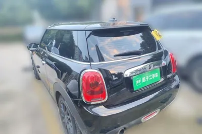 MINI MINI 2016, 74800 км, за 58360.57 CNY