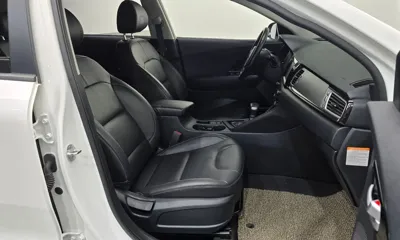 Kia Niro 2018, 64336 км, за 15900000 KRW - фото 26