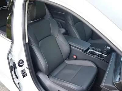 Toyota Camry 2024, 24000 км, за 126800 CNY - фото 16